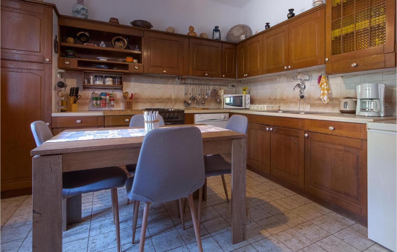Awesome Home In Zaglav With Wifi Экстерьер фото